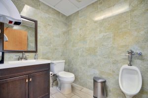 bathroom at executive center brandon